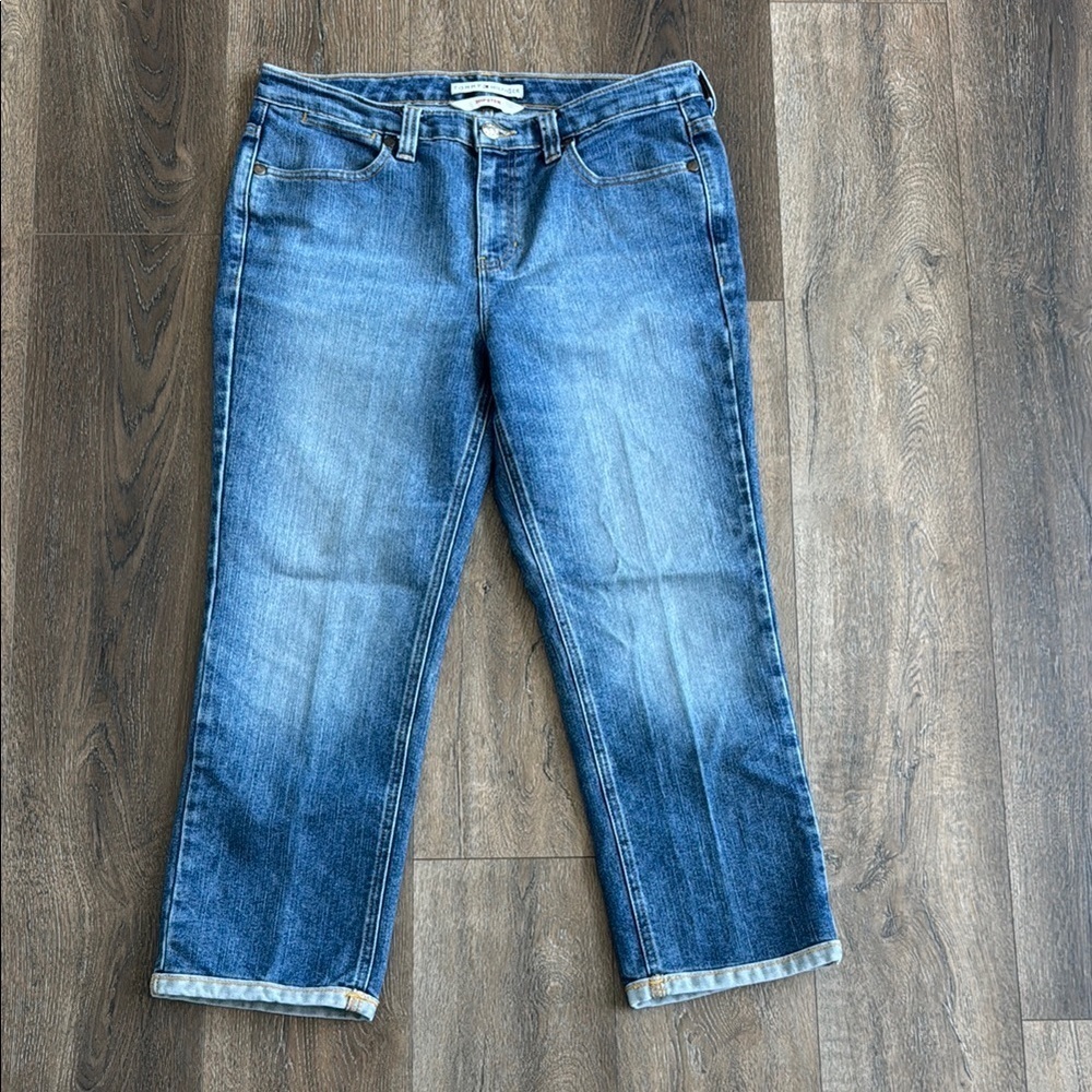 Vintage Tommy Hilfiger Jeans.  Hipster, women’s size 10. Like new condition!